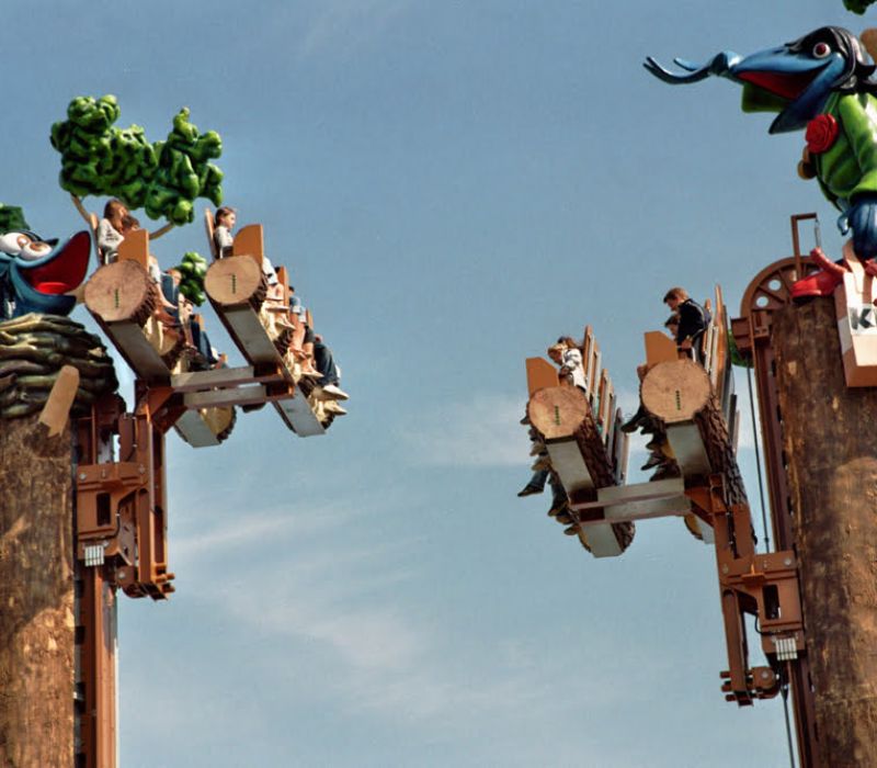 Dekorationen für «Shoot up – tilt tower»